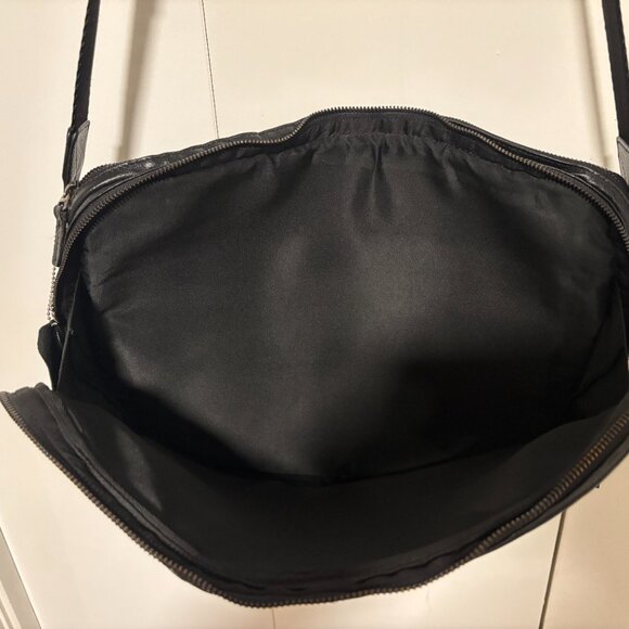 $400 Danier Leather Briefcase / Satchel / Messenger bag - Picture 5 of 9